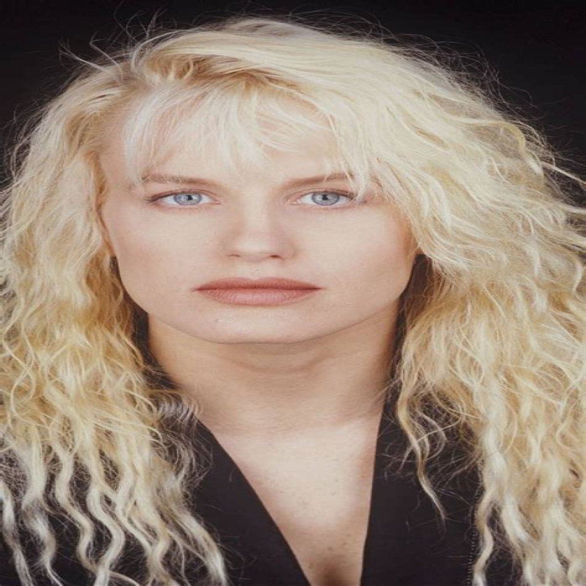 Daryl Hannah: A Dive Into Her Net Worth And Career