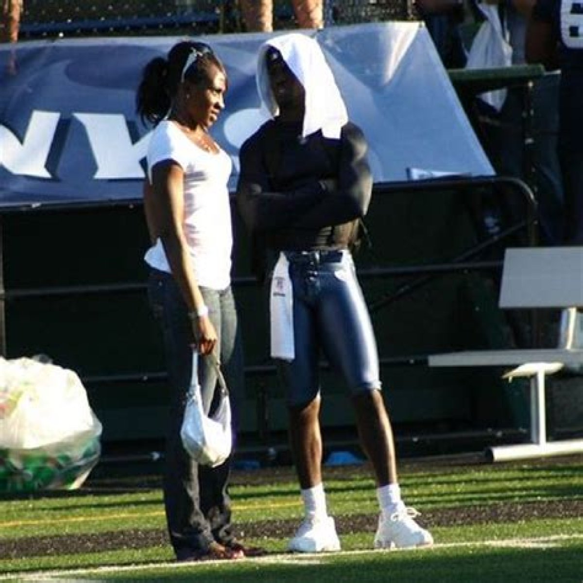 Deion Branch’s wife Shola Branch 