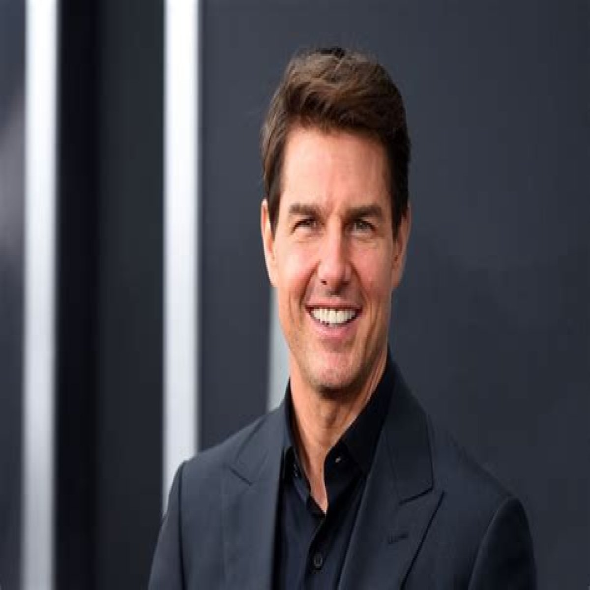 Discover The Astounding Net Worth Of Hollywood Icon: Tom Cruise