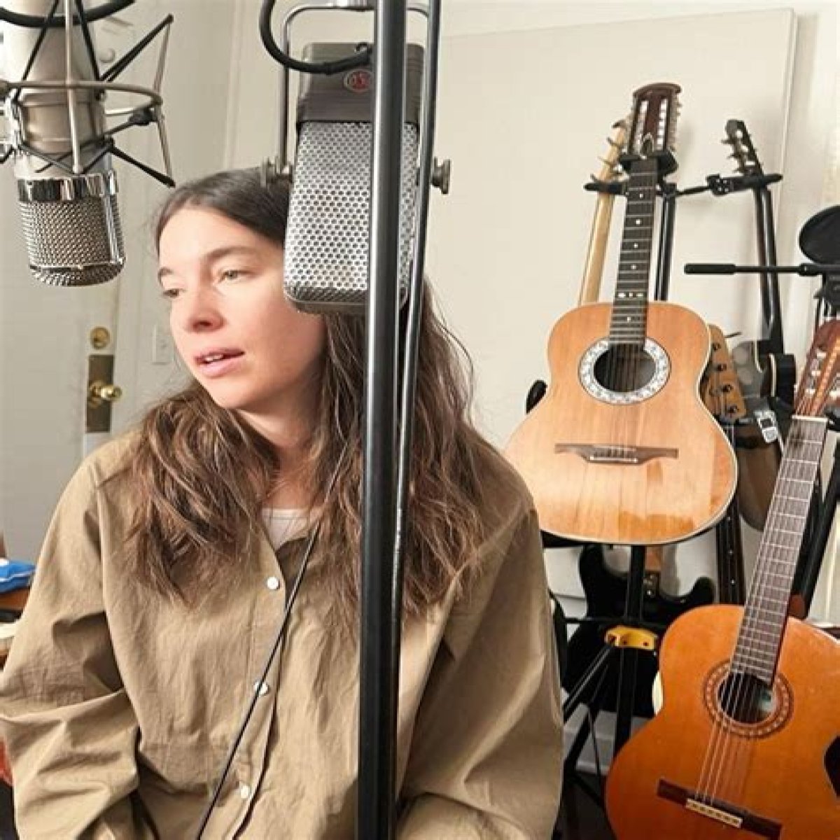 Discover The Untold Story Behind Danielle Haim's Personal Life