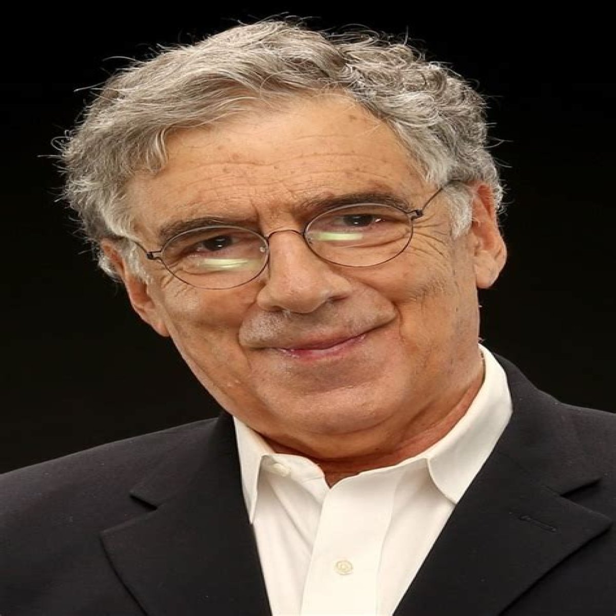 Elliott Gould's Impact On The 2024 Election: An Exhaustive Outlook