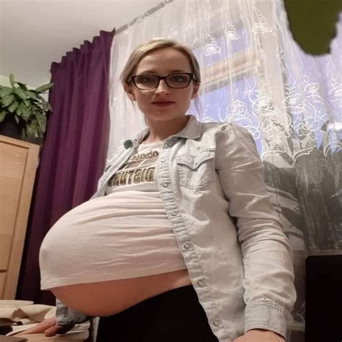 Embracing The Beauty Of The BBW Pregnant Belly