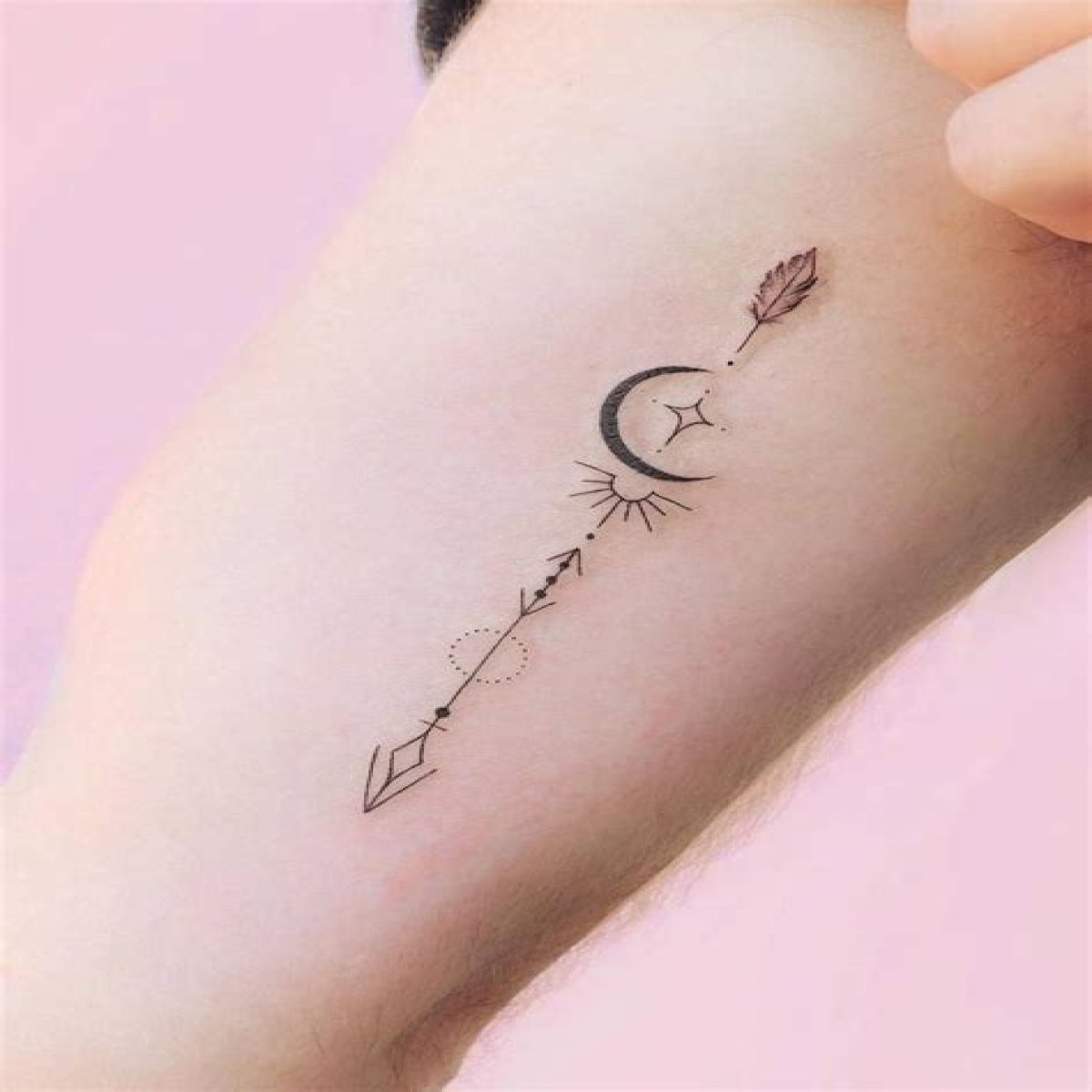 Forearm Tattoos For Women: Discover Unforgettable Designs