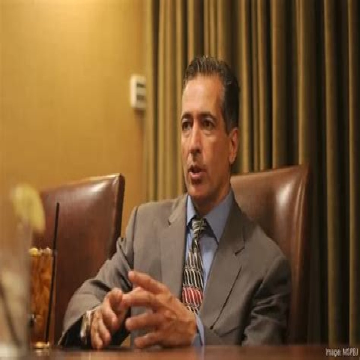 Uncovering Bahram Akbari's Net Worth