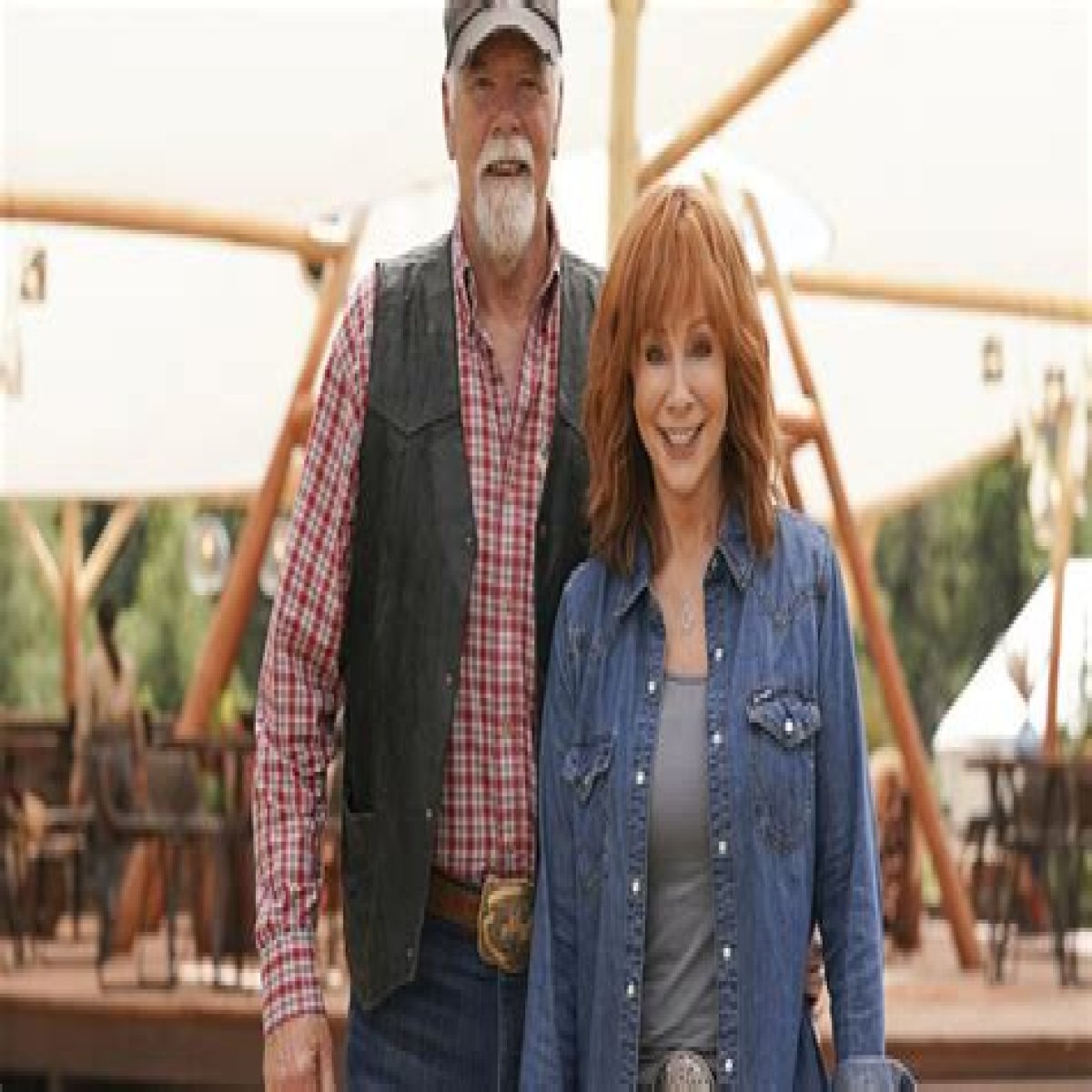 Unraveling The Love Life Of Reba McEntire: Is She Married?