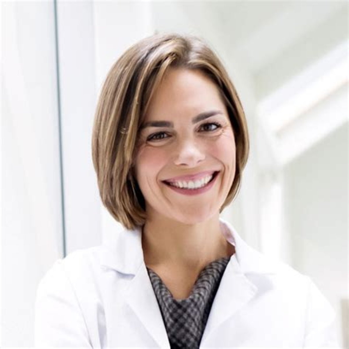 Unrivaled Expertise In Women's Health: Meet Dr. Claudia Suarez, Renowned Gynecologist