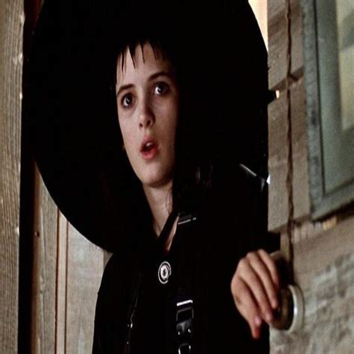 Unveiling The Age Of Winona Ryder In Beetlejuice: A Journey Through Time