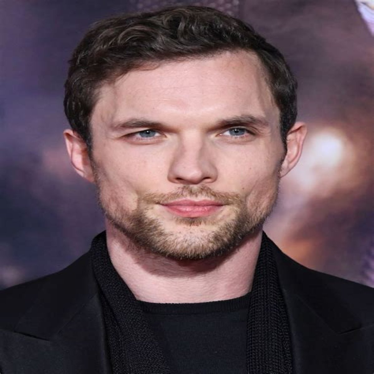 Unveiling The Charismatic Journey Of Ed Skrein