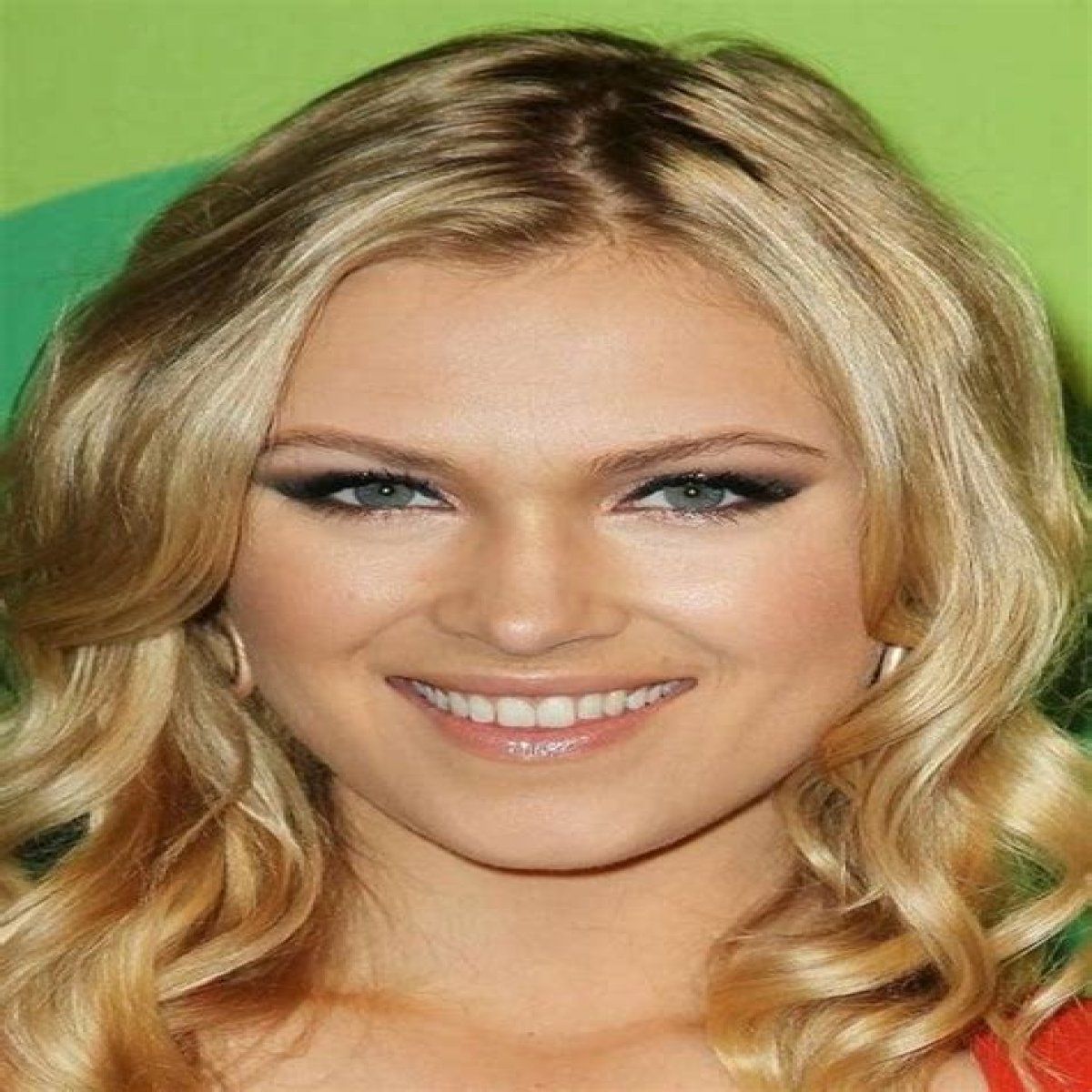 Unveiling The Journey Of Eliza Taylor: A Star On The Rise