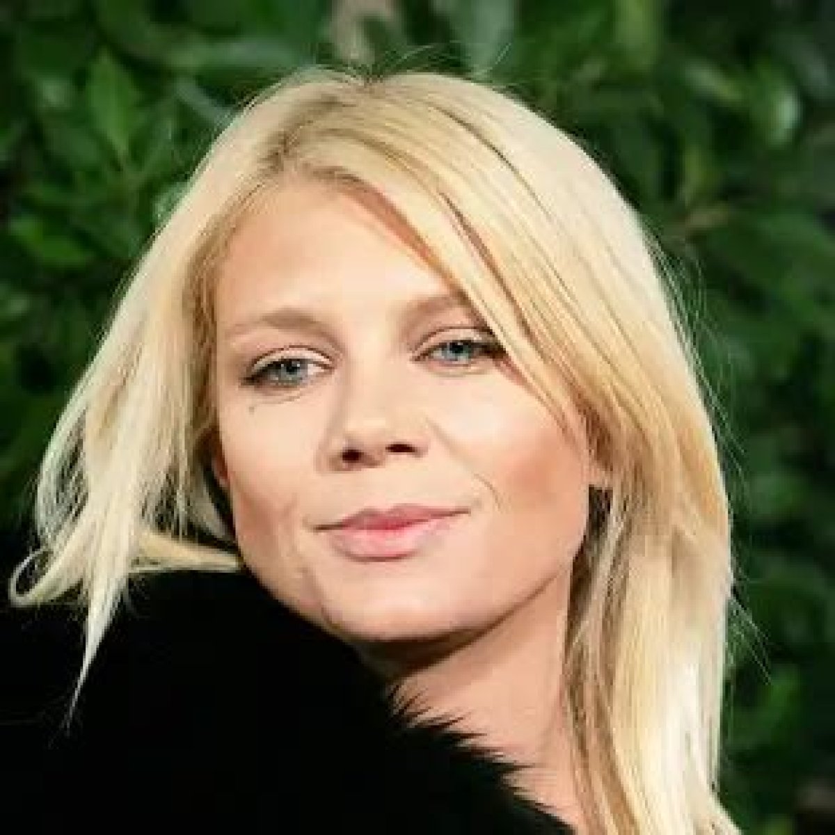 Unveiling The Life And Career Of Peta Wilson