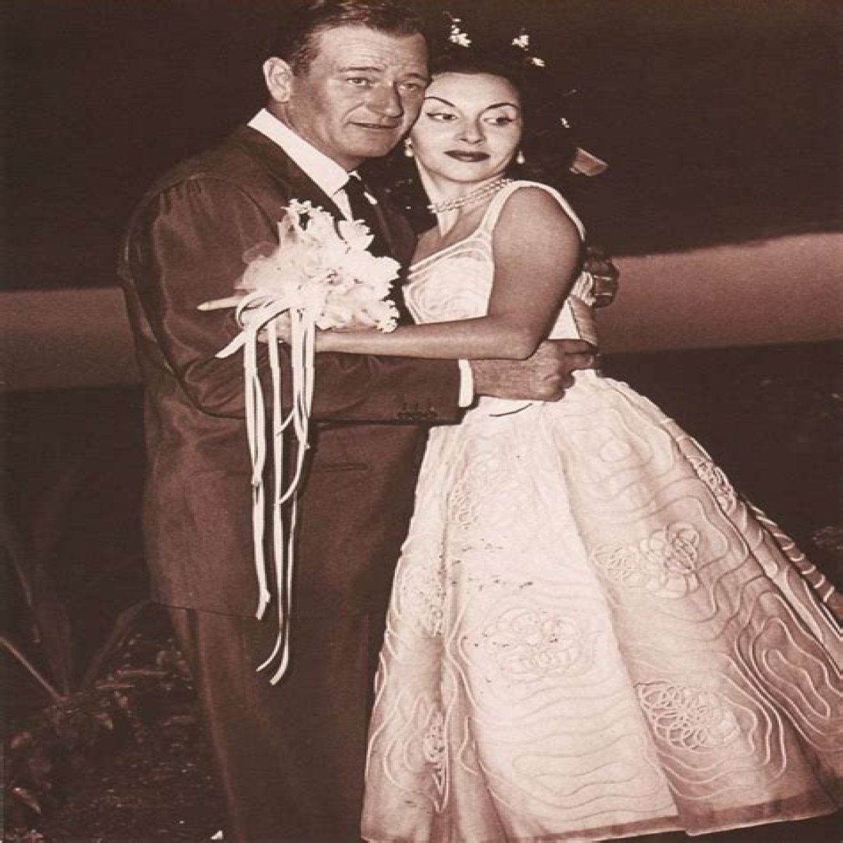 Unveiling The Love Life Of John Wayne: Who Is John Wayne Married To?