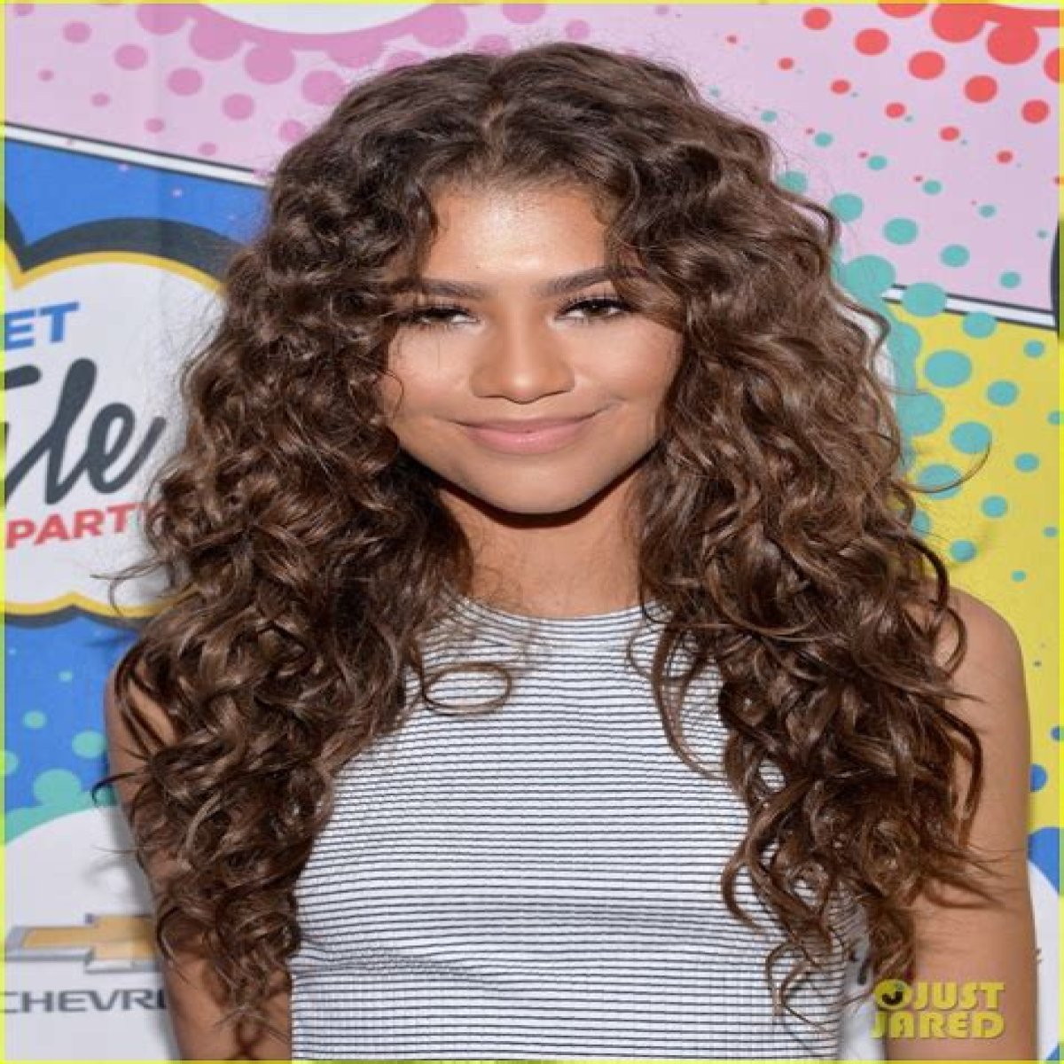 Zendaya's Iconic Curly Hair: A Journey Through Style And Inspiration